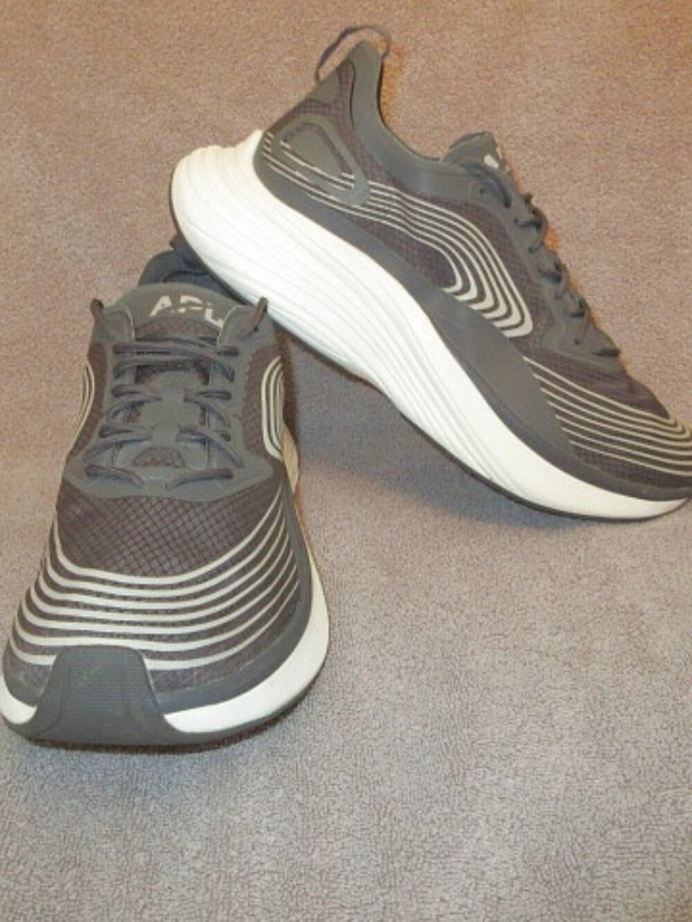 APL Streamline Running Shoe Mens 10 Athletic Sneaker Comfort Foam 0821XC